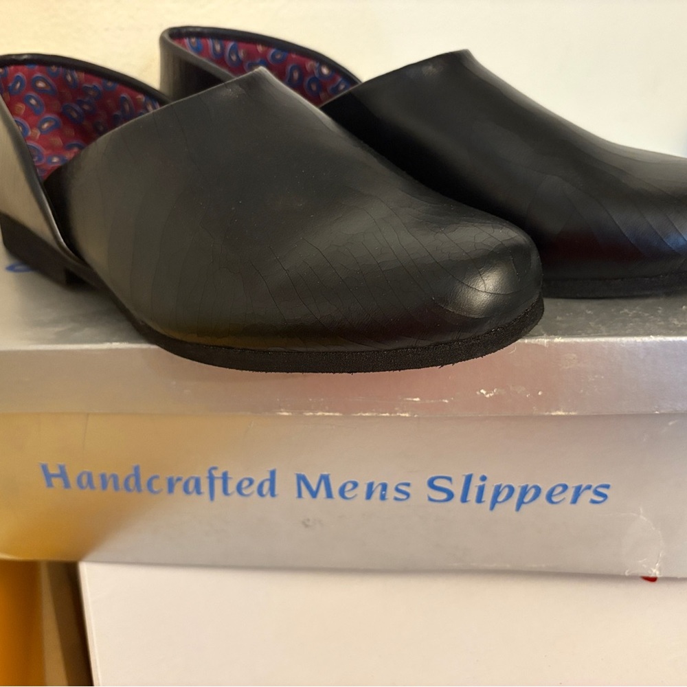 Lipper International Black Men's Loafers